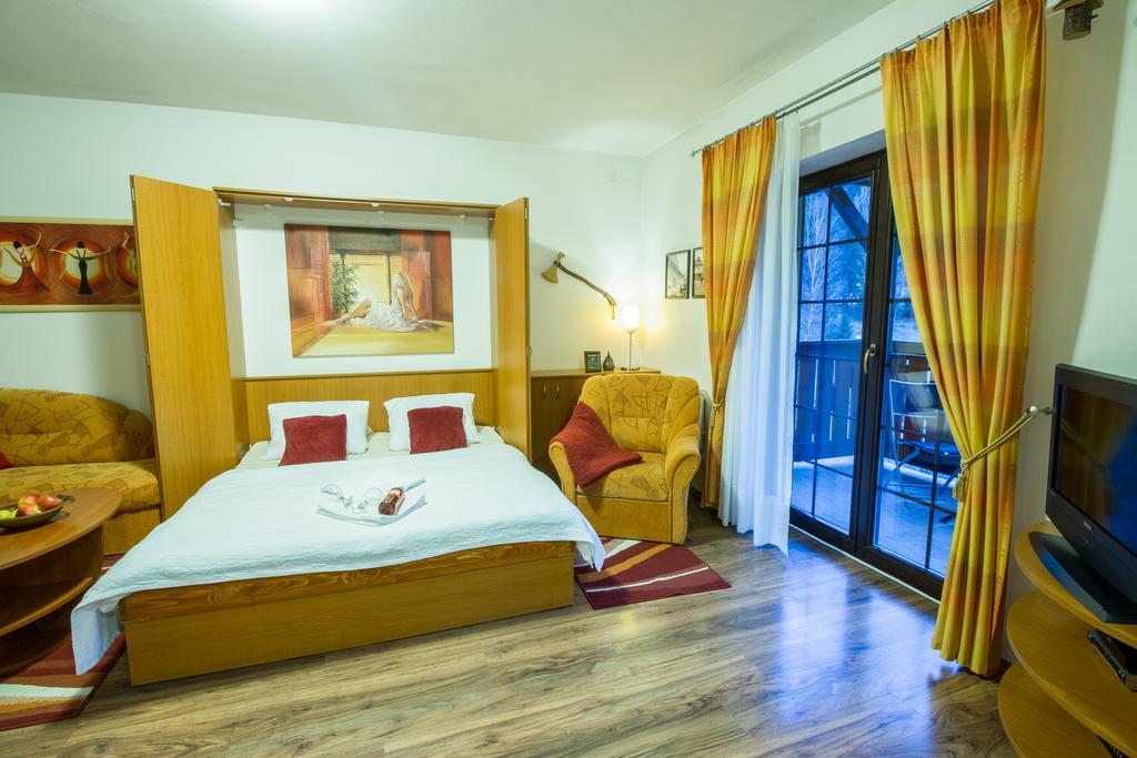 Vila Helena - Apartment Helena 2 ルジョムベロク エクステリア 写真